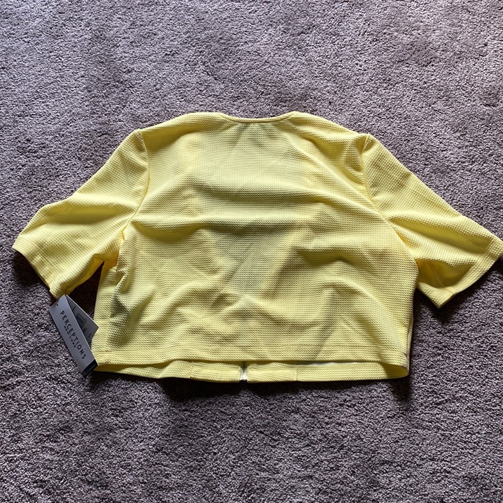 Perceptions Yellow Cropped Blazer Short Sleeve Front Zip Texture Jacket SIZE XLP - Picture 5 of 5